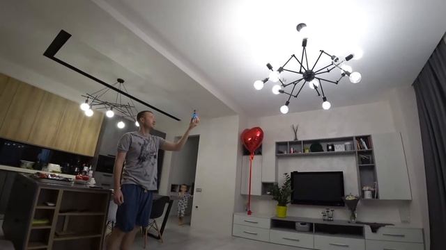 Квадрокоптер Детский двухвинтовой с подсветкой . Обзор Игрушек . Летающий Шар смотреть онлайн