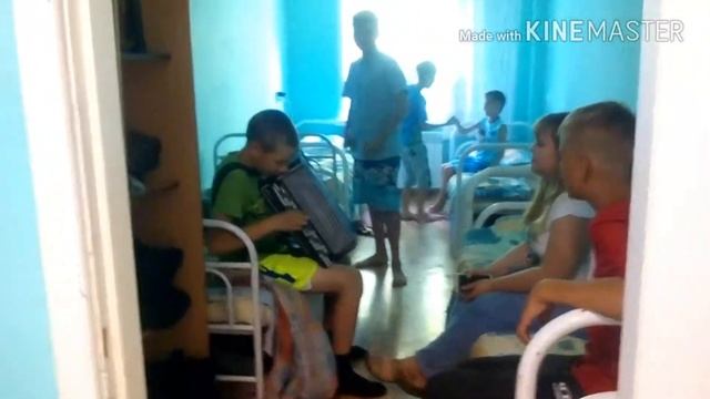 РУМ-ТУР по нашему корпусу (дому) в лагере "Гренада". смотреть онлайн
