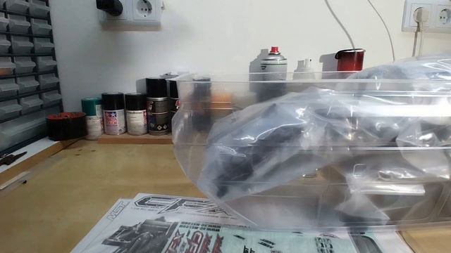 MST CFX DL1 Mitsubishi Delica L300 Kit Unboxing