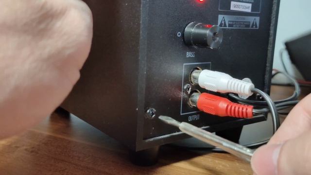 Romana Review Trust Avora 2.1 USB boxe cu subwoofer смотреть онлайн