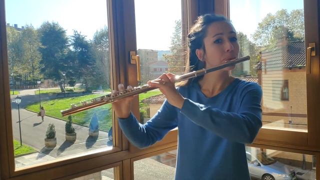 Syrinx by Claude Debussy | Adria Parravicini, flute смотреть онлайн
