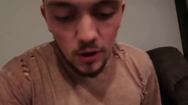 "SMOKING IN YOUR HOUSE" PRANK ON CHRIS!! (HE GET'S UPSET) смотреть онлайн