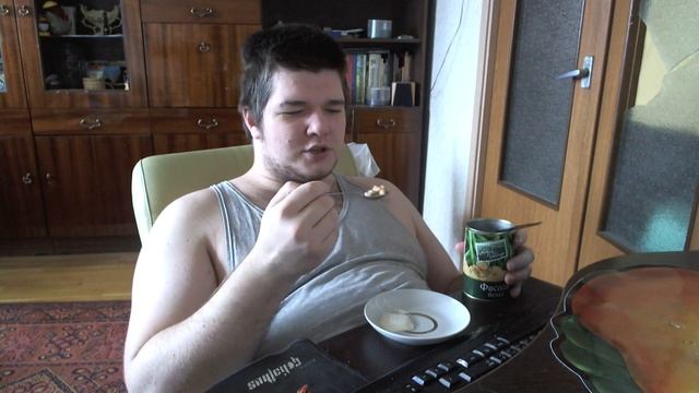 Жрать Давай!!!! Фасоль из банки с чесночным соусом (Зик) Heinz. Обжор C реслером 