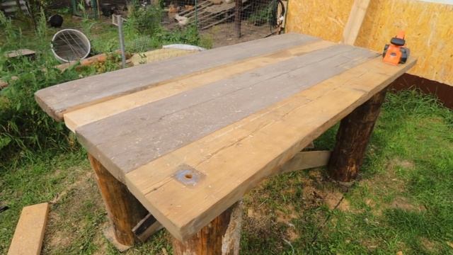 ⚫ УЛИЧНЫЙ СТОЛ СВОИМИ РУКАМИ ИЗ БРЕВНА И ДОСОК смотреть онлайн