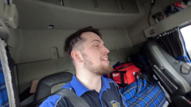 Transporting 2 TOP SPEC Motorhomes! - Episode 89 смотреть онлайн