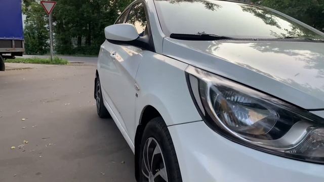 Hyundai Solaris М.Т 1.6 2011г. смотреть онлайн