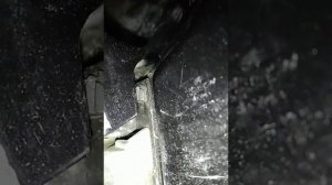 не открывается дверь задняя левая Skoda Octavia A5, замок щёлкает от цз но ничего не происходит