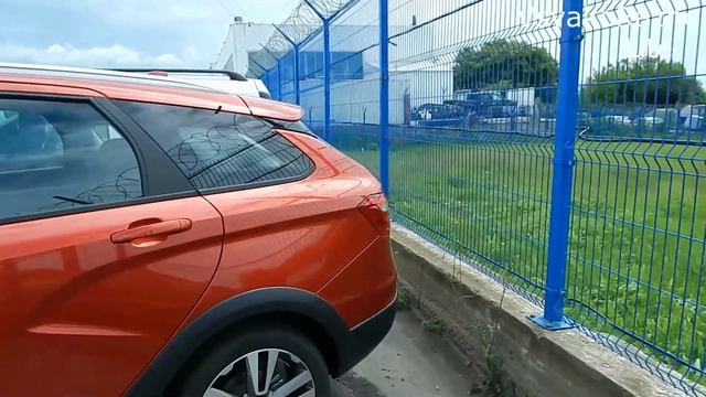 LADA Vesta SW Cross цвет Сердолик 195 — металлик смотреть онлайн