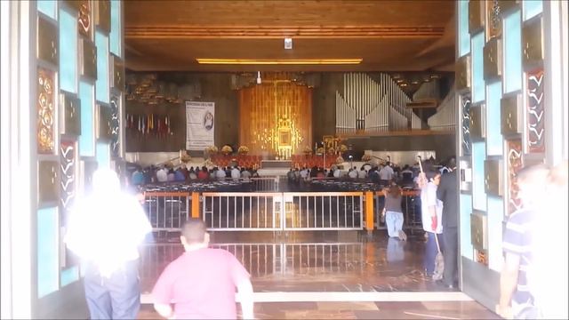 The INCREDIBLE Basilica of Our Lady of Guadalupe | Mexico City смотреть онлайн