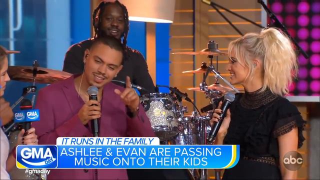 Ashlee Simpson Ross and Evan Ross Interview on GMA Day (20181012) смотреть онлайн