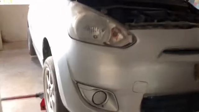Mitsubishi Mirage engine oil change смотреть онлайн
