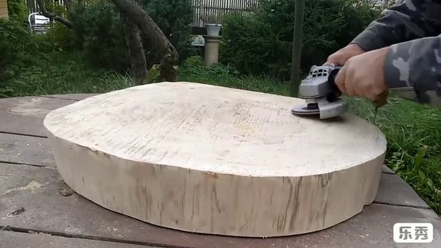 Журнальный стол или столик для употребления веселящих напитков из спила. смотреть онлайн