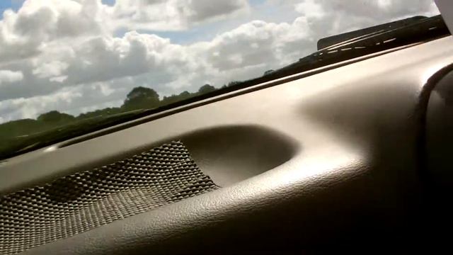 BRANDS HATCH AUTOTEST:NISSAN SUNNY смотреть онлайн