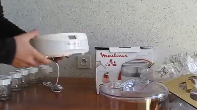Йогуртница MOULINEX YG-230