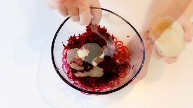Салат со свеклой и хреном смотреть онлайн