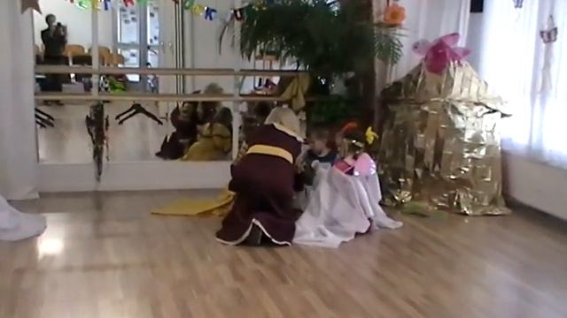 День Рождения Дианы. Египетские мотивы. Ферайн "Колорит". Кемнитц, Германия. смотреть онлайн