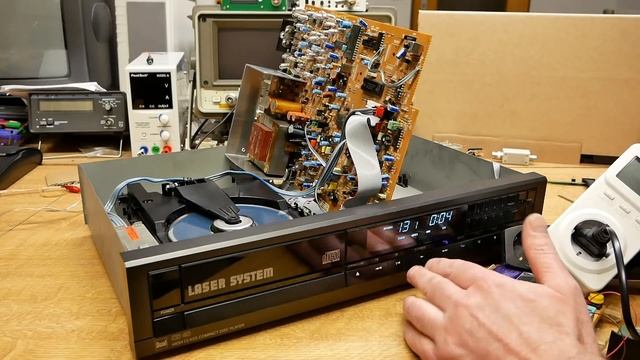 CD Player reparieren смотреть онлайн