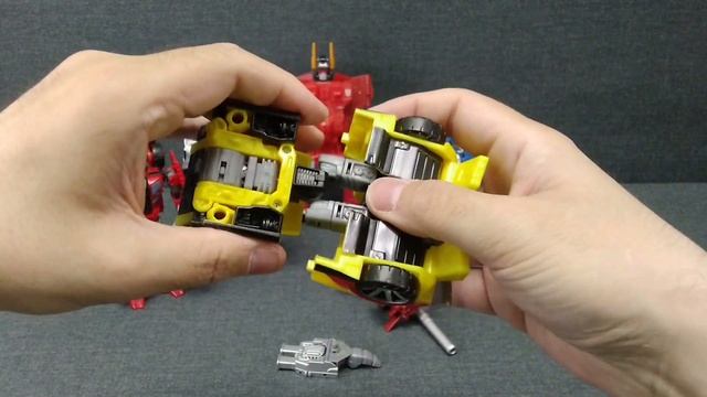 Обзор сборного трансформера Betatron ( 6 в 1 ) - Combiner Wars. Музей Р-ТФ. смотреть онлайн