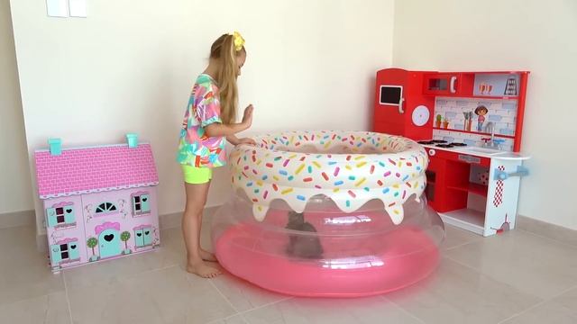 Diana and Roma funny stories with sticky tape смотреть онлайн