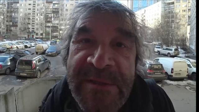 Деда не пускает умный домофон Алиса домой. смотреть онлайн