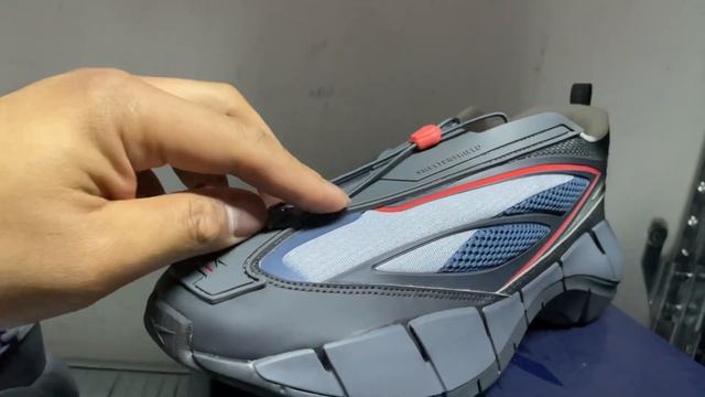 REEBOK ZIG 3D STORM HYDRO смотреть онлайн