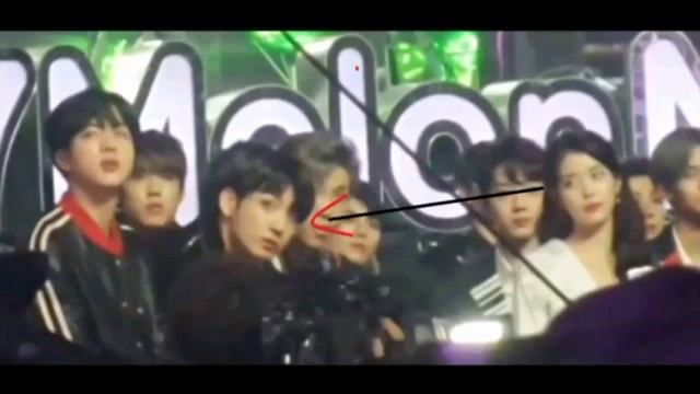 Чонгук и IU милые моменты (Главный Фанбои IU)