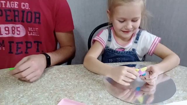 Ферби челлендж. Лепим из пластилина/ Sofiichka смотреть онлайн