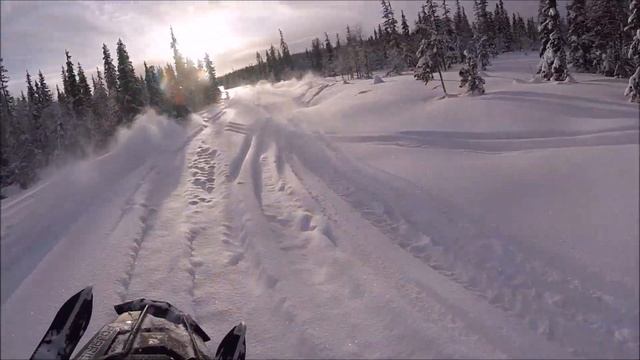 Polaris Pro Rmk 800 Road Jump and smashing. смотреть онлайн