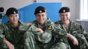 Воспитанники клуба «Юный патриот Родины» исполнили песню «Едут-едут БТРы».