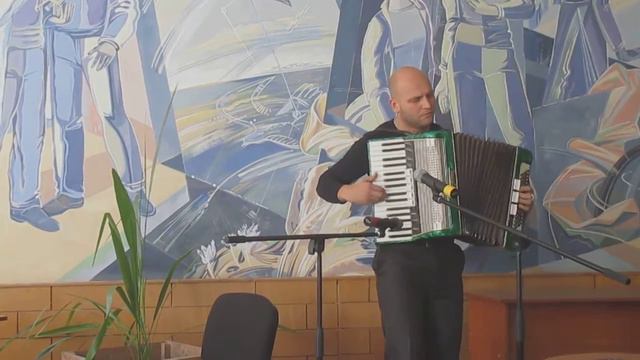 Гарри Мороз (аккордеон) - Червона рута автор Володимир Івасюк смотреть онлайн