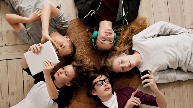 СОЦИАЛЬНЫЕ СЕТИ | Как интернет влияет на нас с вами смотреть онлайн