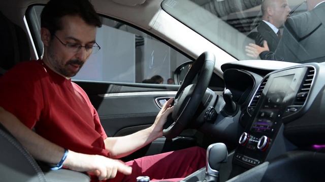 Renault Talisman Initiale Paris смотреть онлайн