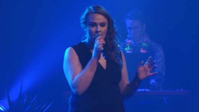 Söngkeppni NFSu 2015 - Hafdís Gígja - Chandelier (Sia cover) смотреть онлайн