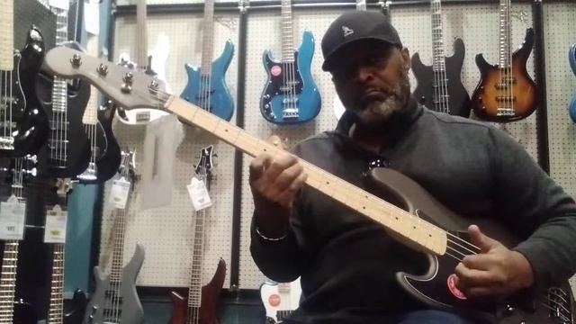 Squier Contemporary jazz test drive Guitar Center смотреть онлайн
