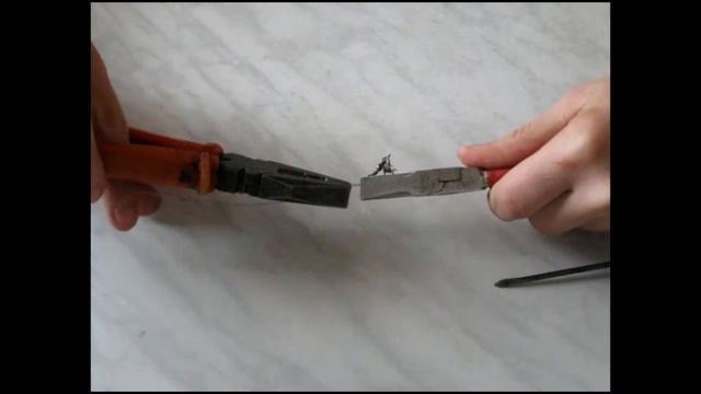 Как сделать поводок из струны.Своими руками. смотреть онлайн