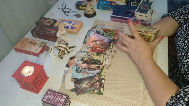 Почему отношения закончились.Для тех кто переживает разрыв отношений . Причина. Таро онлайн. смотреть онлайн