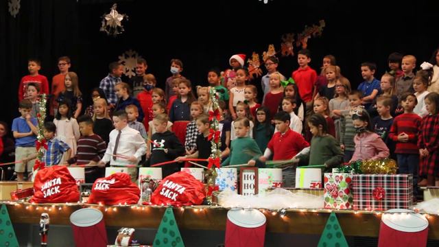 Reeves-Hinger 2nd Grade Christmas Program смотреть онлайн
