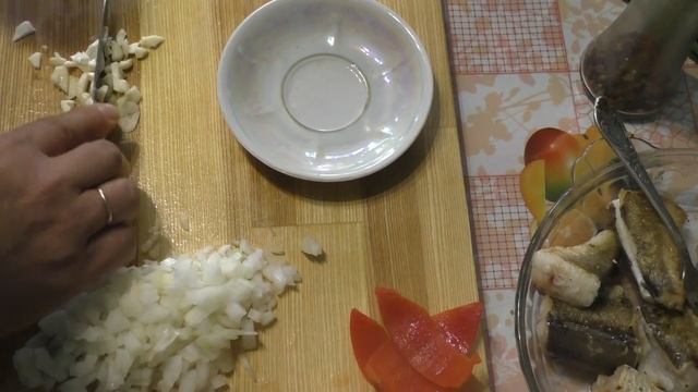 Хек под вкусным, обалденным соусом!!! Hake with awesome sauce!!! смотреть онлайн