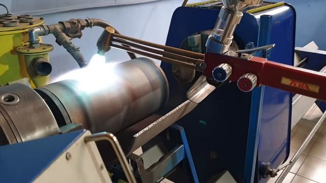 Газопламенное напыление и оплавление втулки установкой ТЕНА НГНПМ
