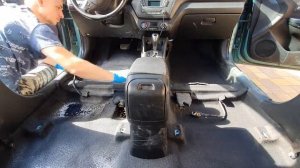 Этапы химчистки авто экстрактором karcher puzzi 10/1