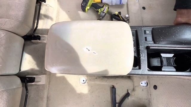 Detailing A Neglected LEXUS RX350 || Full Detail And Deep Cleaning
