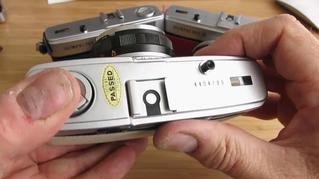 How To Load & Unload Film On An Olympus Trip 35 Camera