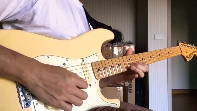 Fender Stratocaster ST68-185YM смотреть онлайн