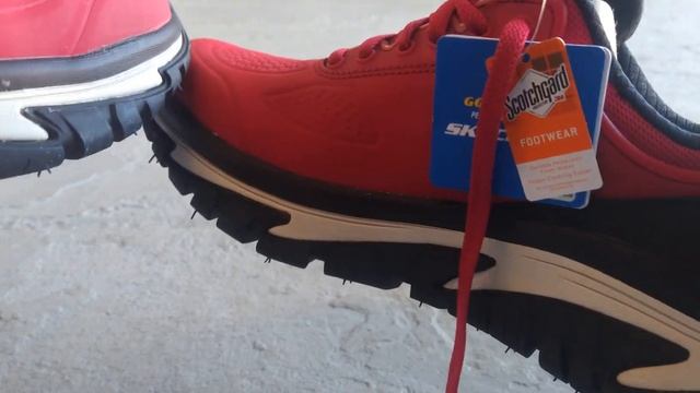 Skechers relax fit Arch Road Walker Goodyear смотреть онлайн