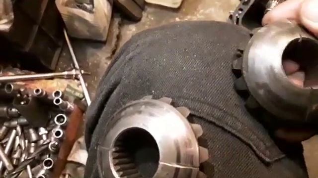 закончил сборку кпп м-2141 для Аслана из Нальчика . смотреть онлайн