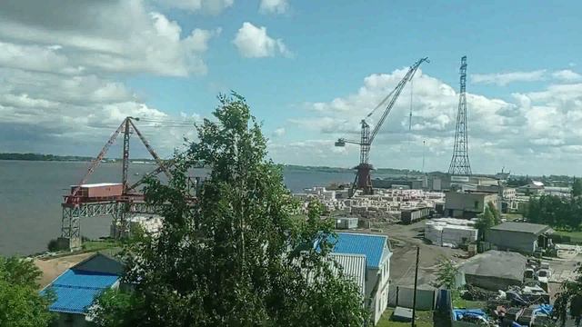 Подход к Архангельску и пересечение Северной Двины смотреть онлайн