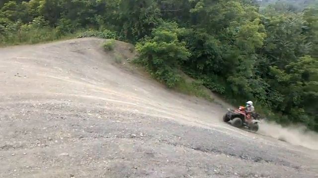 Hill climb Suzuki king quad 750 axi смотреть онлайн