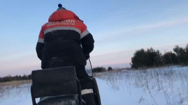 Катаюсь на Снегоходе БУРАН-640. Еле как завёл. смотреть онлайн