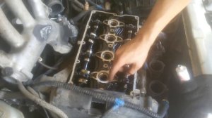 Крышка клапанов 16