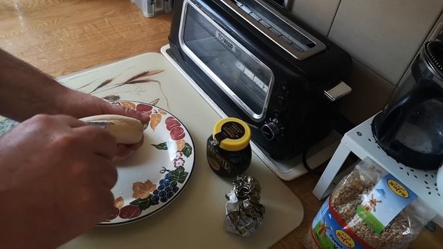 Marmite with a Hint of Truffle Flavour - Review смотреть онлайн